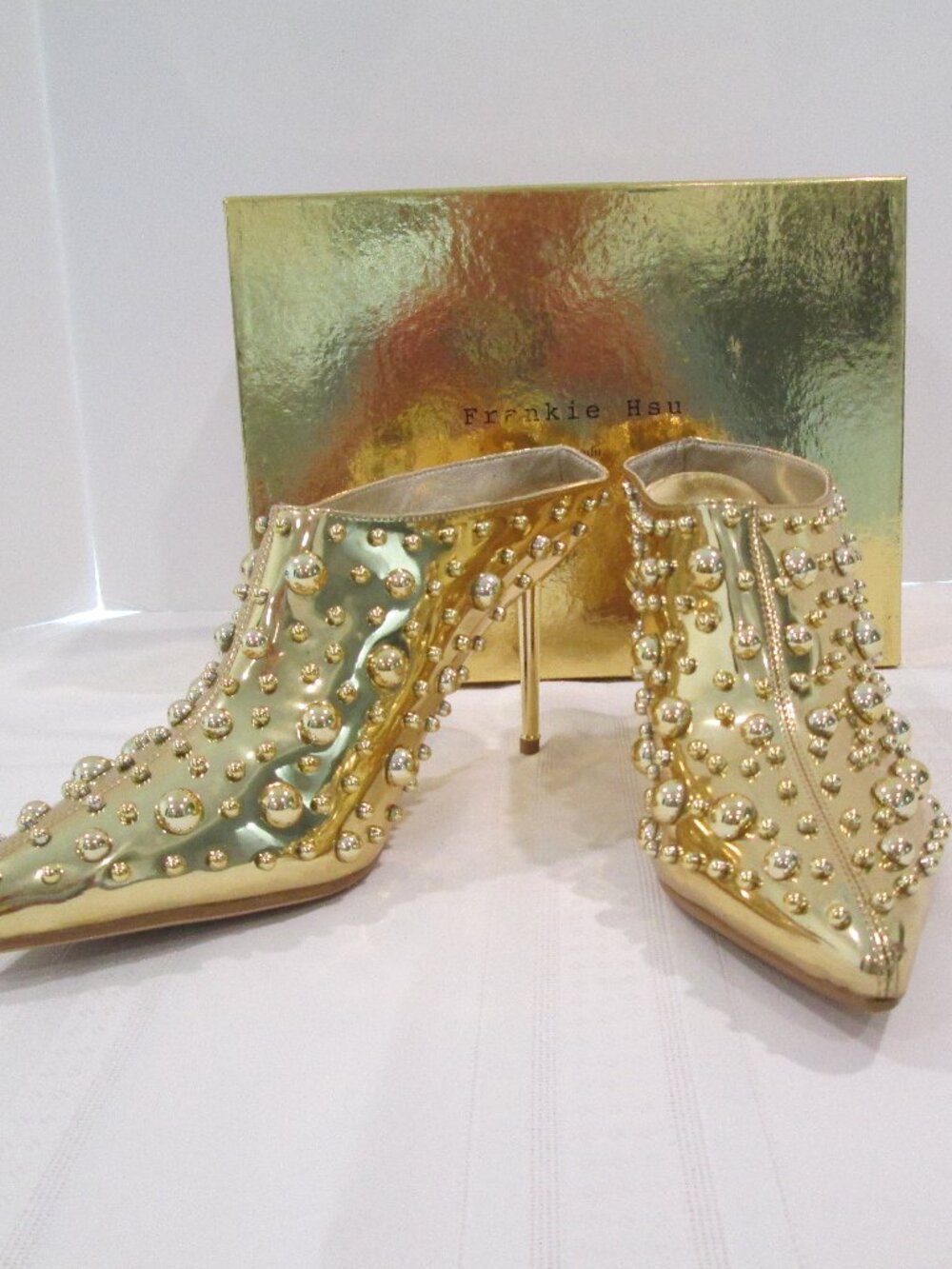 Frankie Hsu Gold Studded Stiletto Pumps | Size 10 | NIB | Metallic - Picture 3 of 14